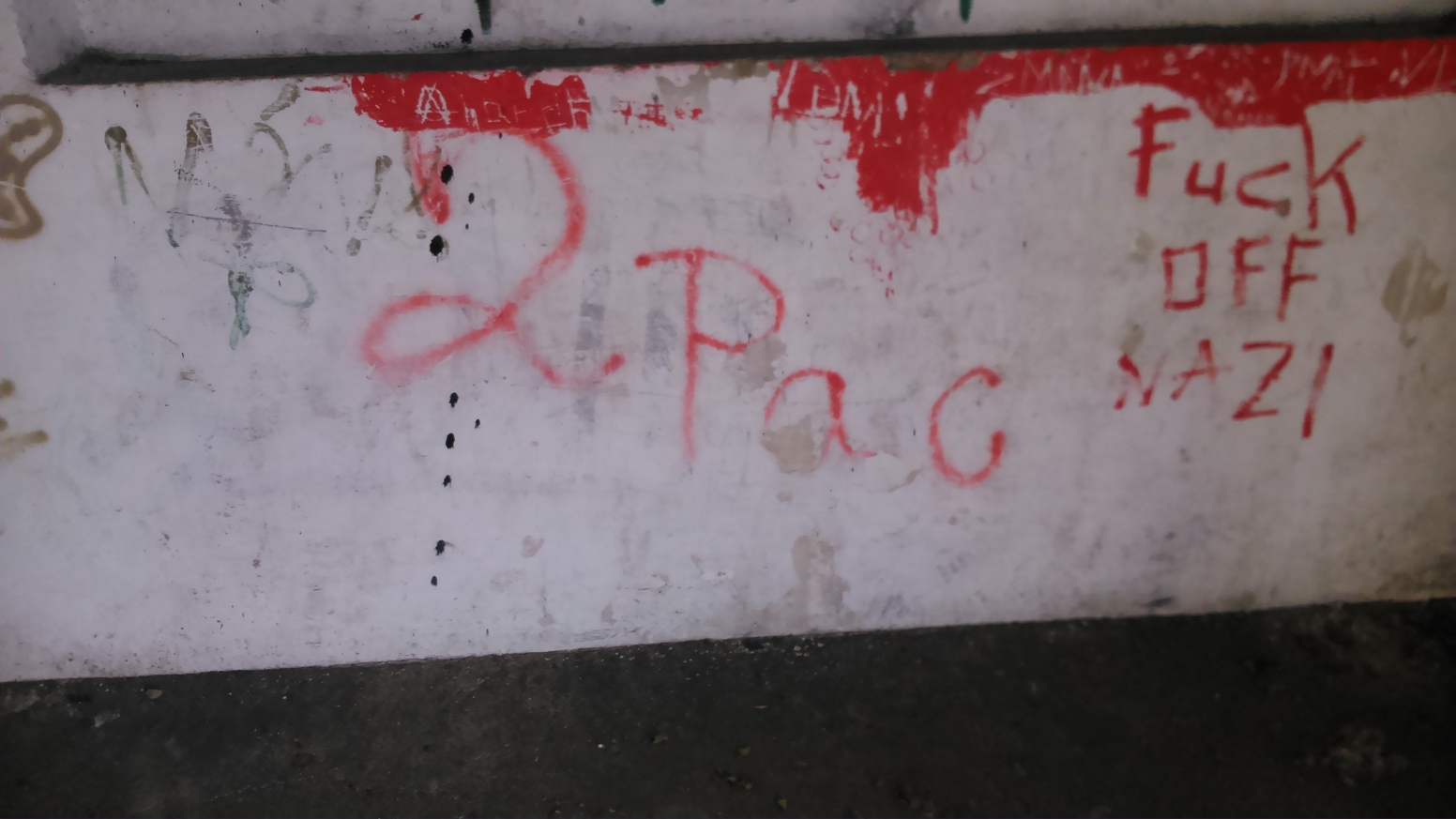 Kdo to byl asi 2pac a