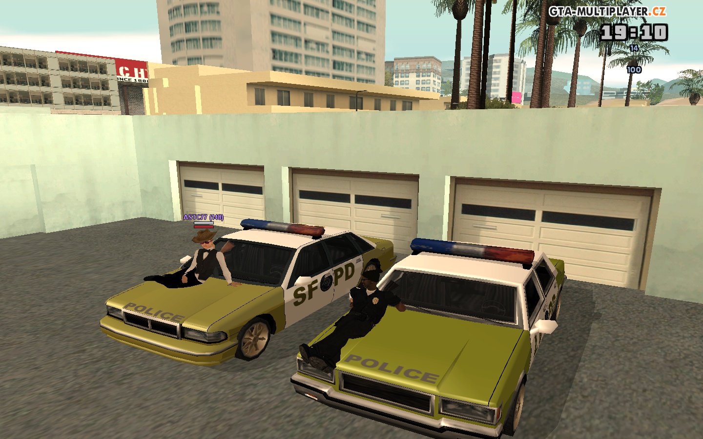 <3 FRIENDS and Gold Police Cars <3